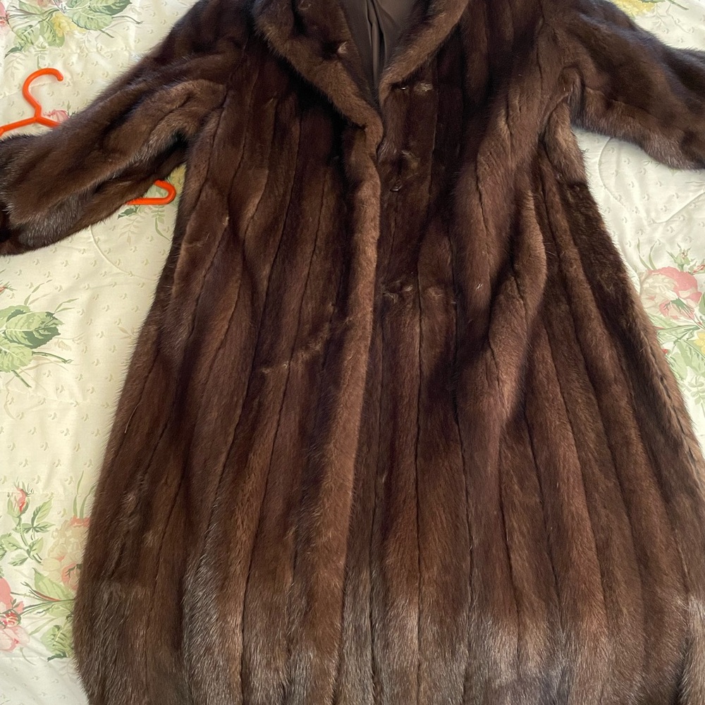 Mink coat - Picture 9 of 14